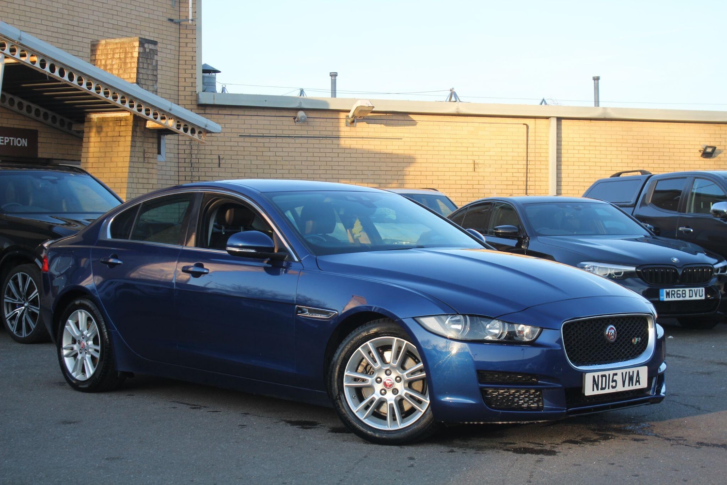Used Jaguar XE 2015 for sale - 77081875: Photo 6