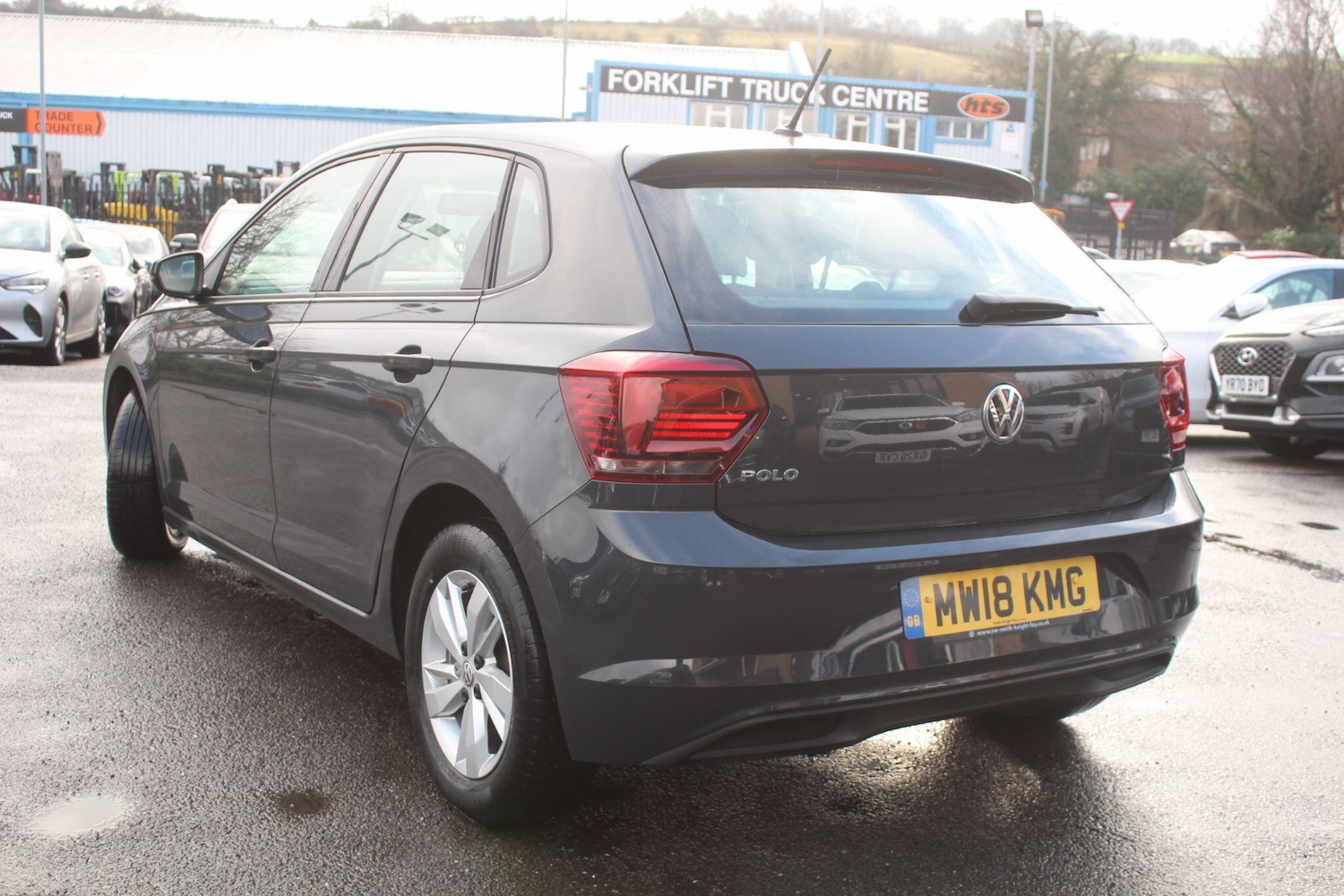 Used Volkswagen Polo 2018 for sale - 77238364: Photo 4