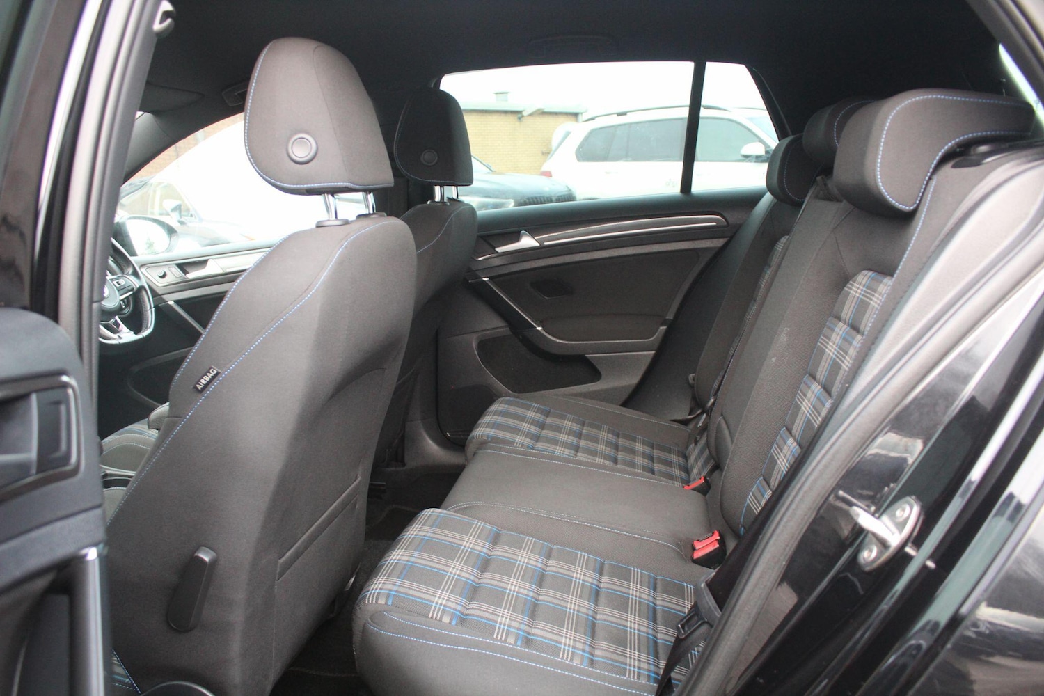 Used Volkswagen Golf 2017 for sale - 76866453: Photo 29