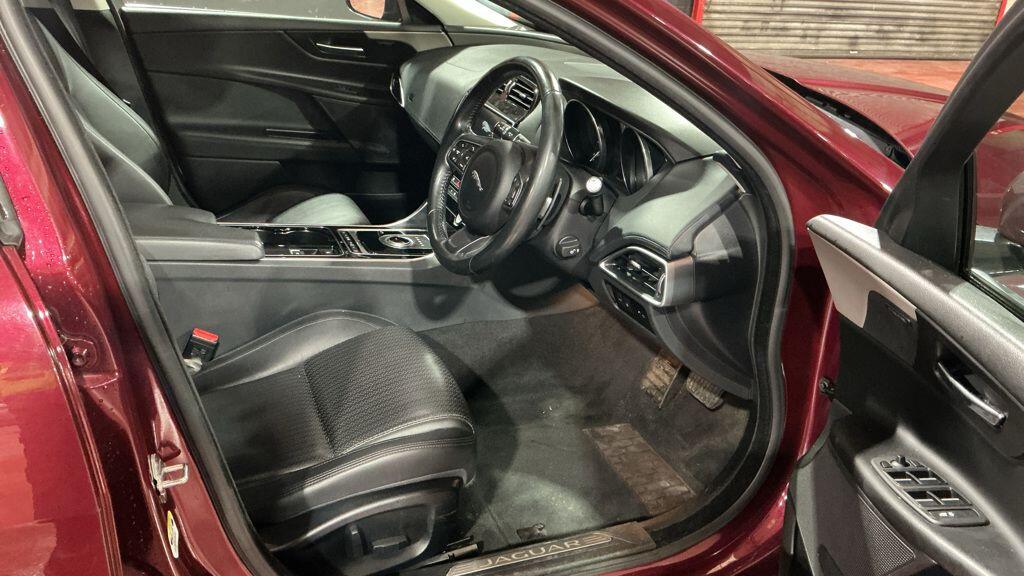 Used Jaguar XE for sale - 77267676: Photo 8