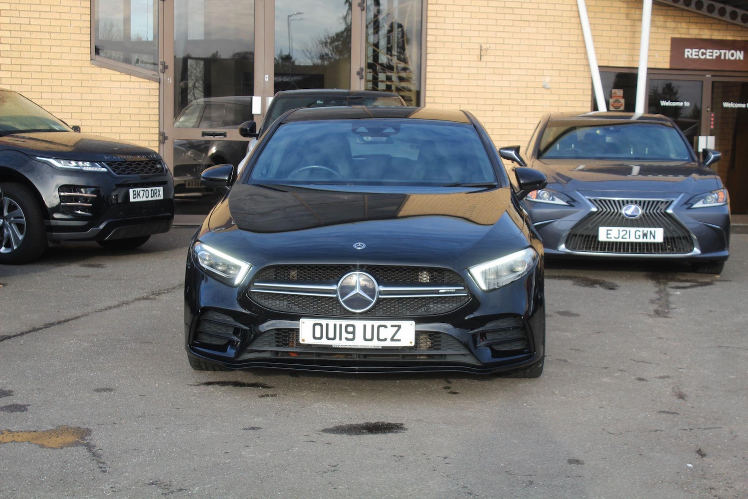 Used Mercedes-Benz A-Class 2019 for sale - 76658380: Photo 2