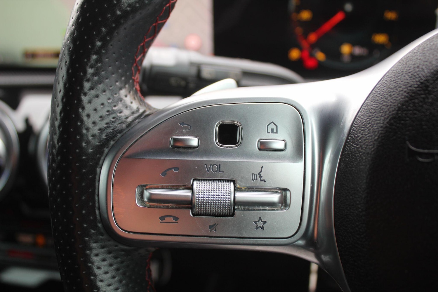 Used Mercedes-Benz A-Class 2018 for sale - 77060381: Photo 36