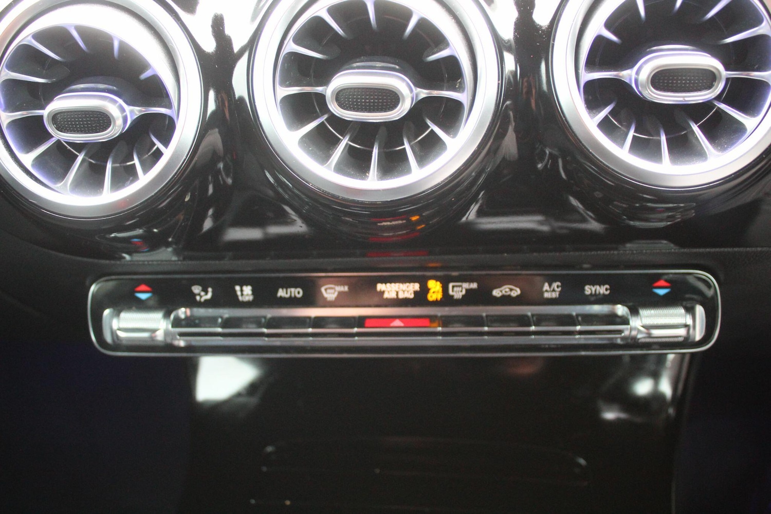 Used Mercedes-Benz A-Class 2018 for sale - 77060381: Photo 56