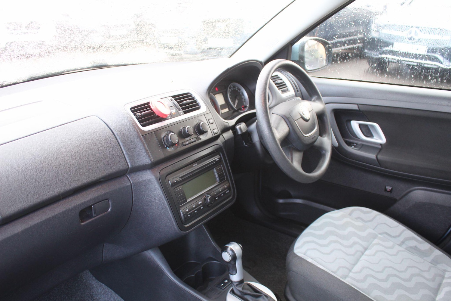 Used Skoda Fabia 2010 for sale - 77574814: Photo 19