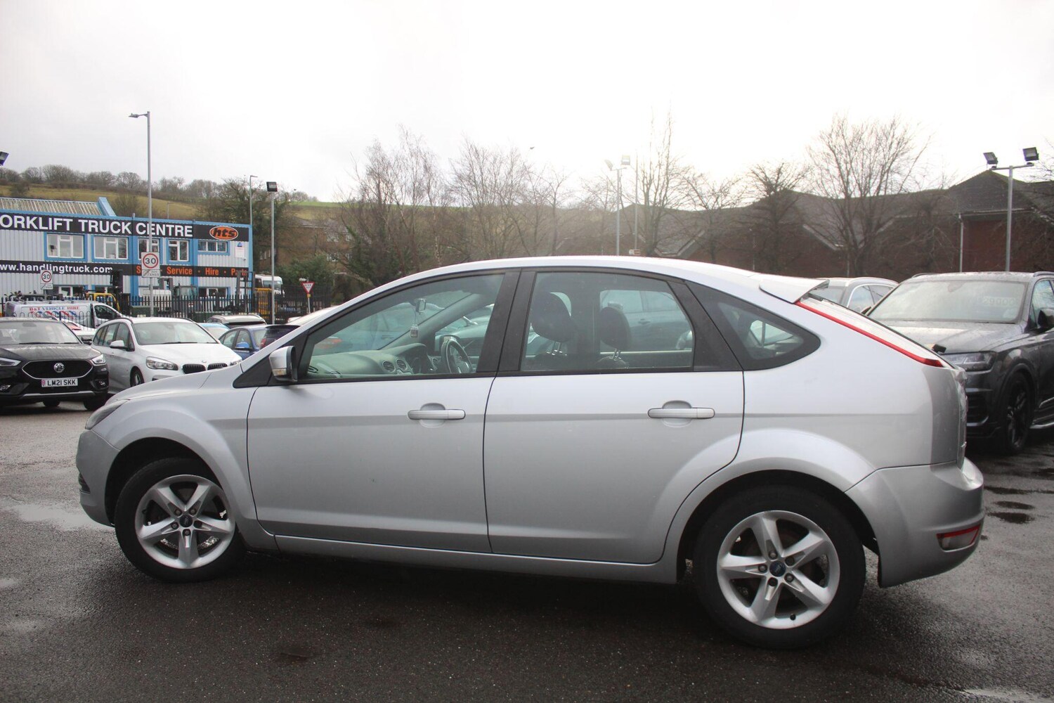 Used Ford Focus 2010 for sale - 77574649: Photo 14