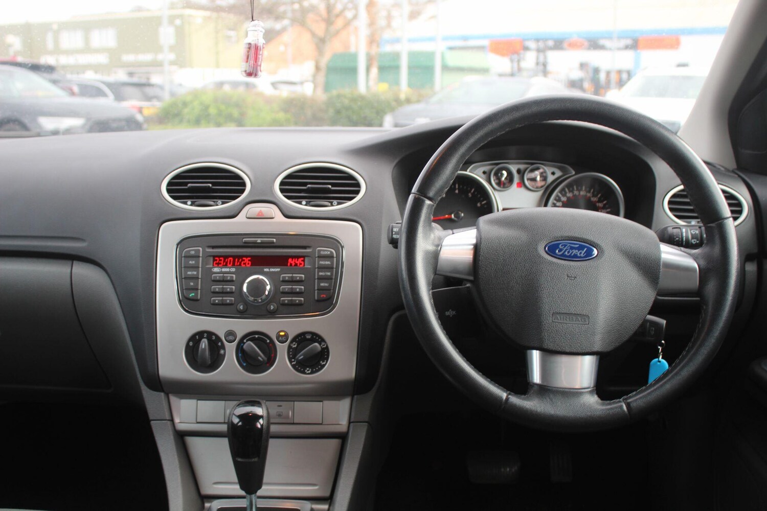 Used Ford Focus 2010 for sale - 77574649: Photo 26