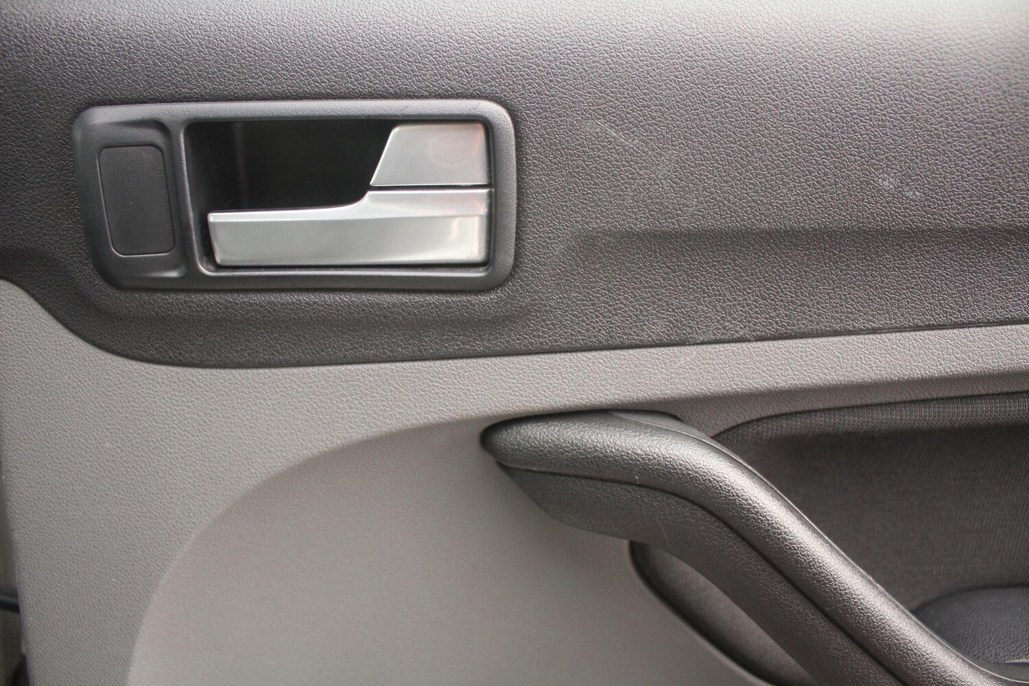 Used Ford Focus 2010 for sale - 77574649: Photo 32