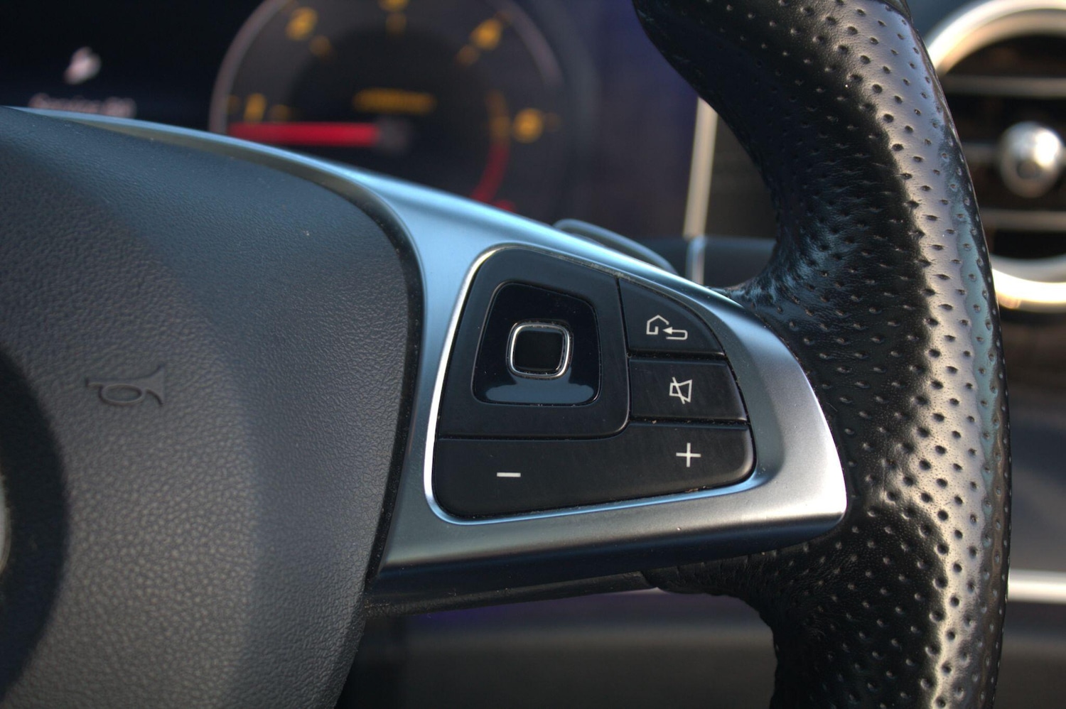 Used Mercedes-Benz E Class 2017 for sale - 76083832: Photo 21