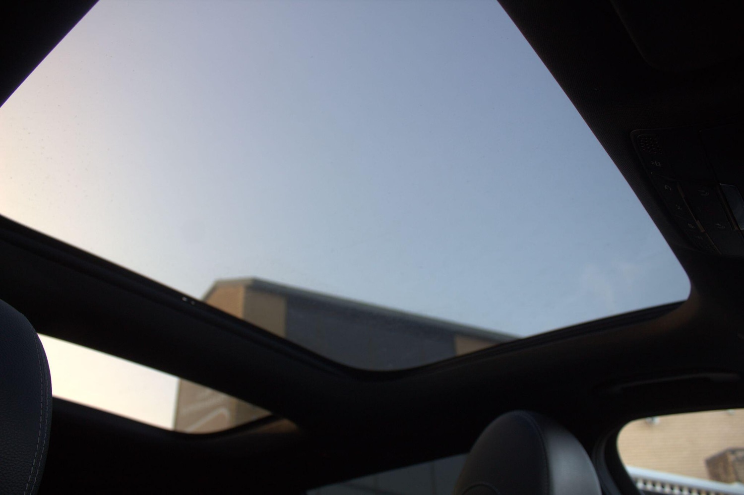 Used Mercedes-Benz E Class 2017 for sale - 76083832: Photo 31