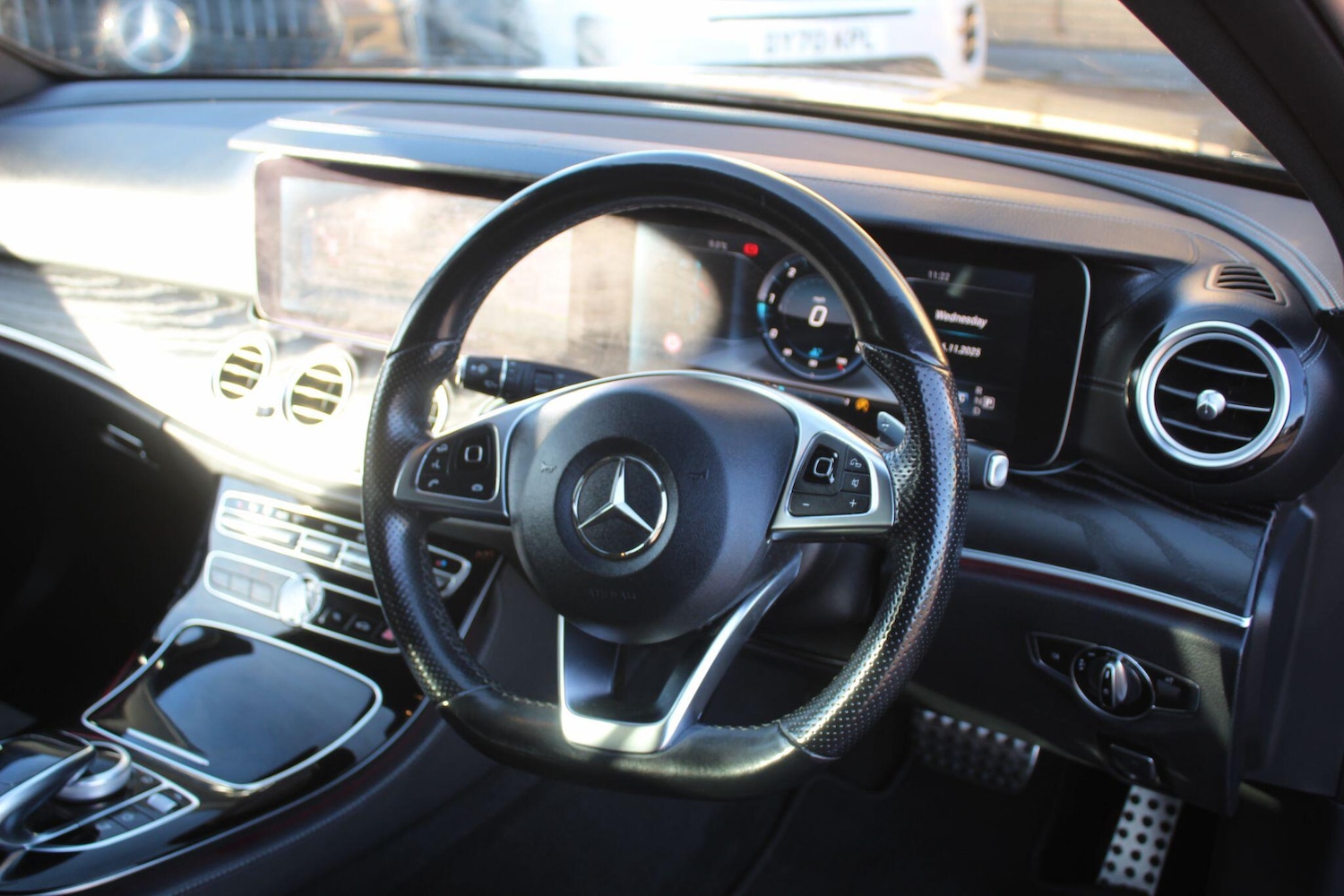 Used Mercedes-Benz E Class 2017 for sale - 76083832: Photo 32