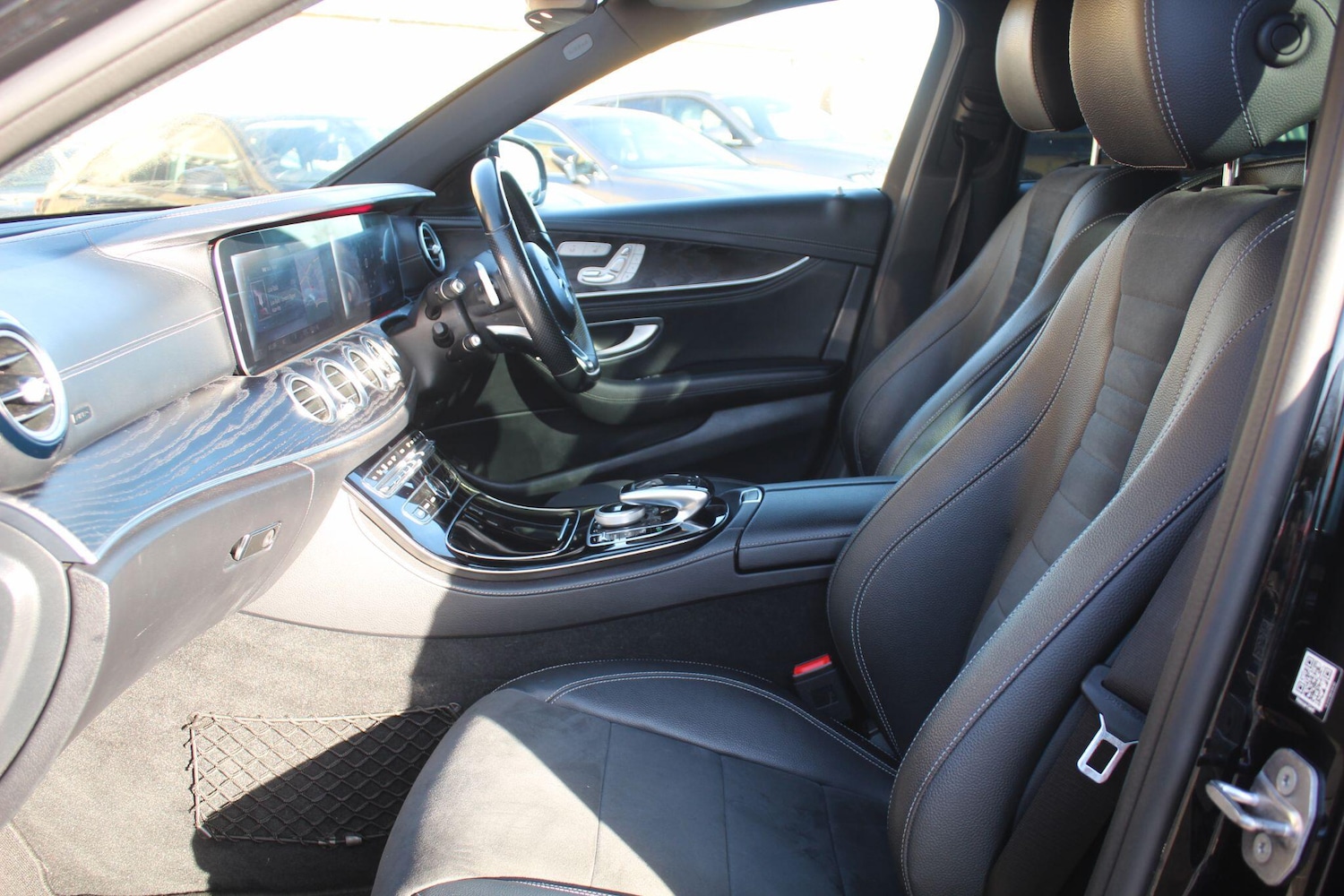 Used Mercedes-Benz E Class 2017 for sale - 76083832: Photo 41