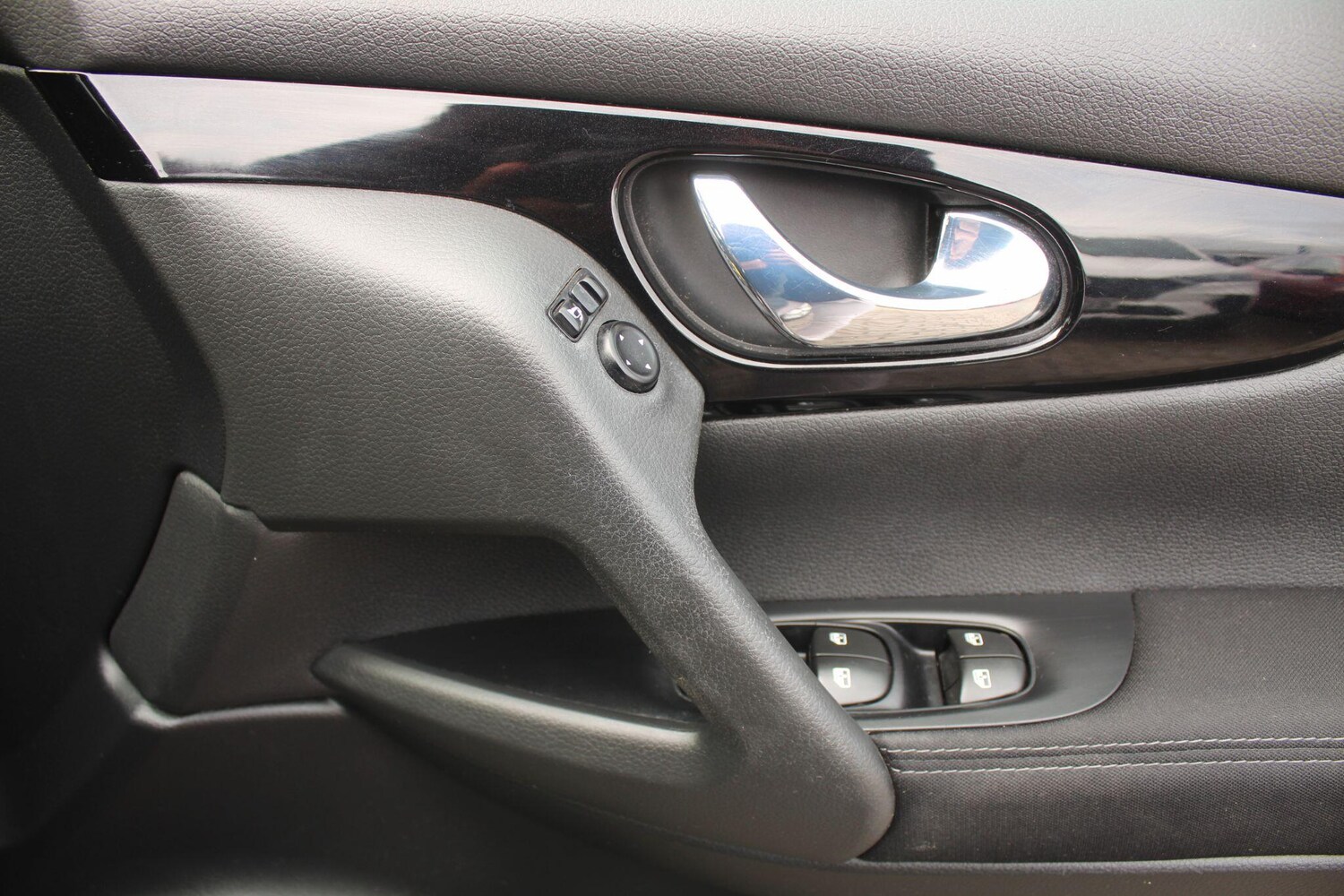 Used Nissan Qashqai 2017 for sale - 76083774: Photo 18