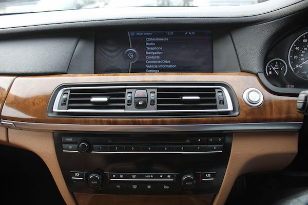 Used BMW 7 Series 2010 for sale - 76314988: Photo 28