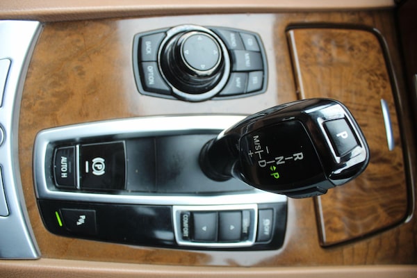 Used BMW 7 Series 2010 for sale - 76314988: Photo 29