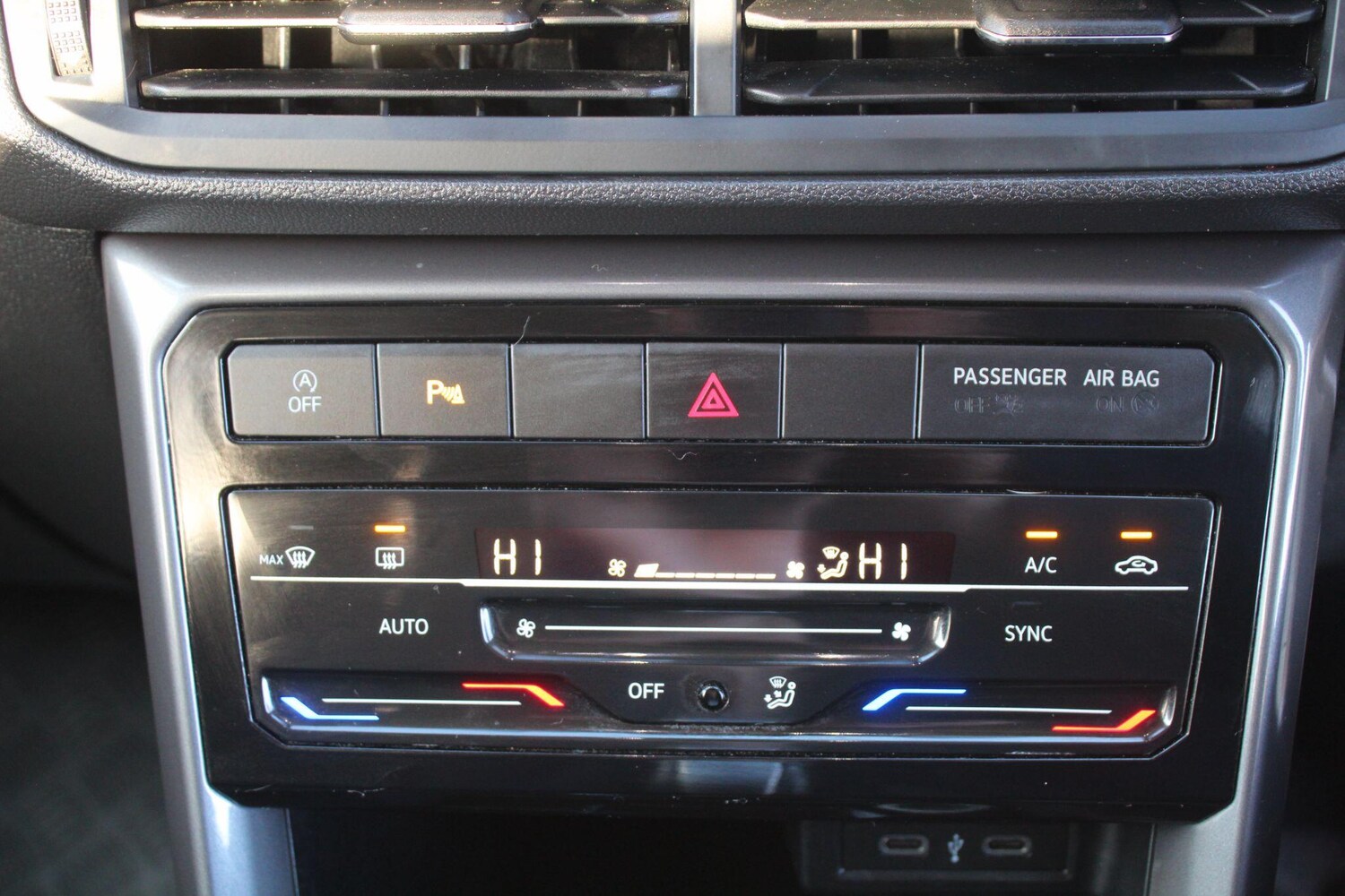 Used Volkswagen T-Cross 2022 for sale - 76913074: Photo 41