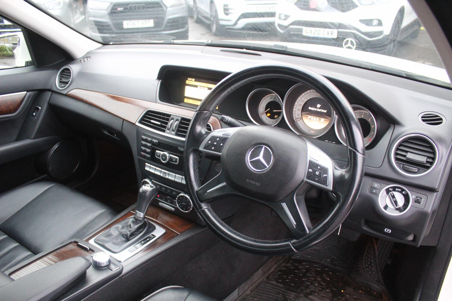 Used Mercedes-Benz C Class 2012 for sale - 77573767: Photo 15