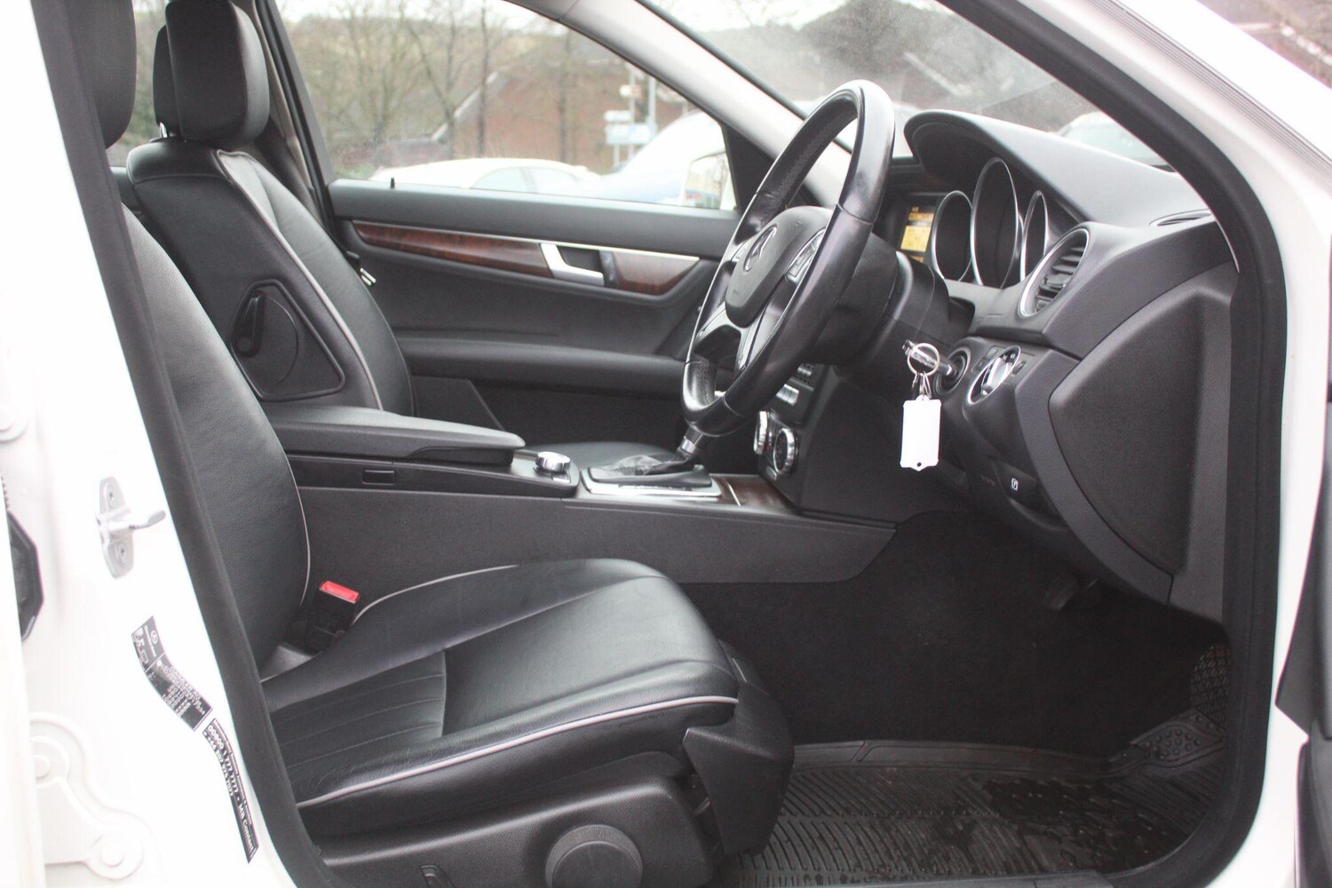 Used Mercedes-Benz C Class 2012 for sale - 77573767: Photo 19