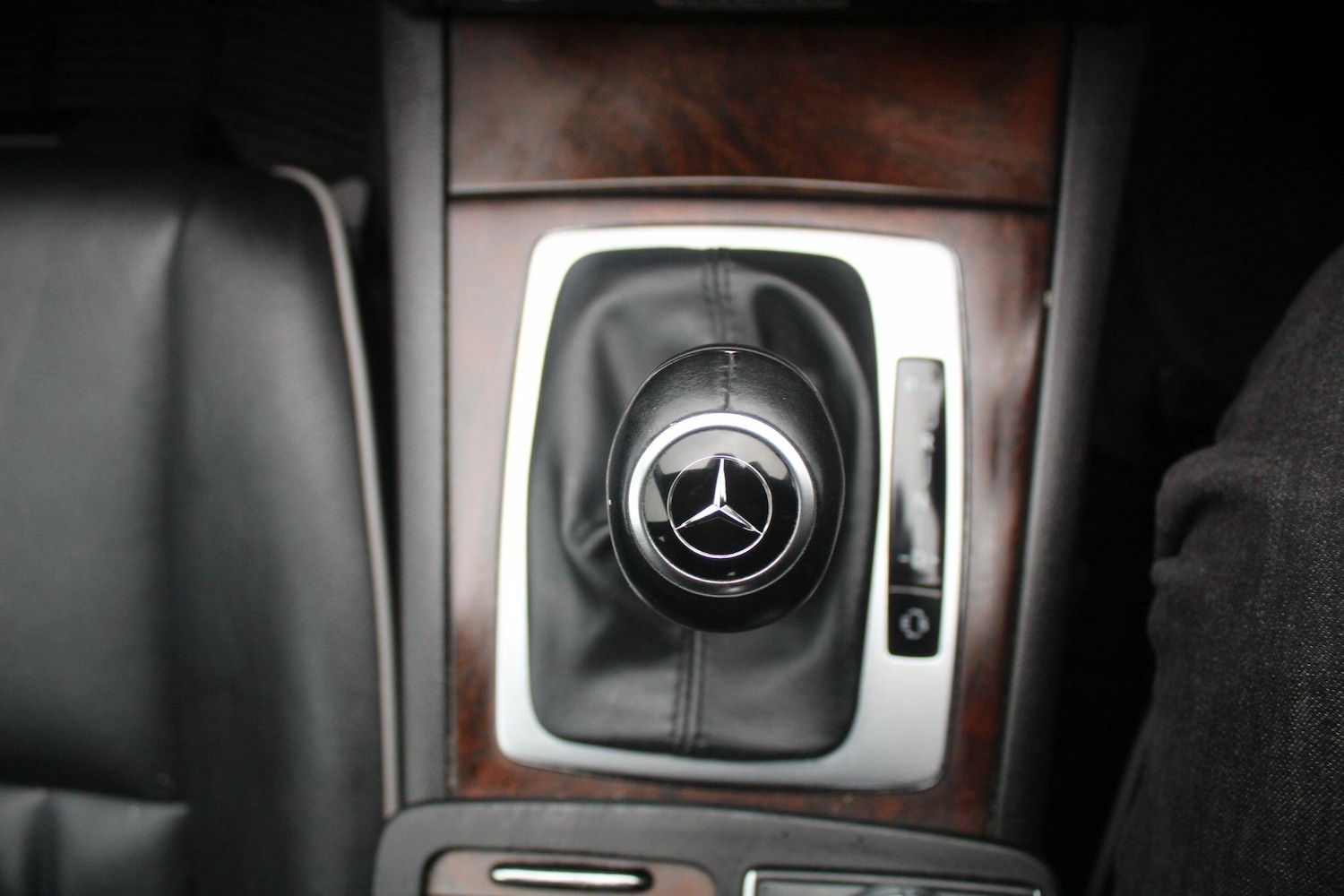 Used Mercedes-Benz C Class 2012 for sale - 77573767: Photo 24