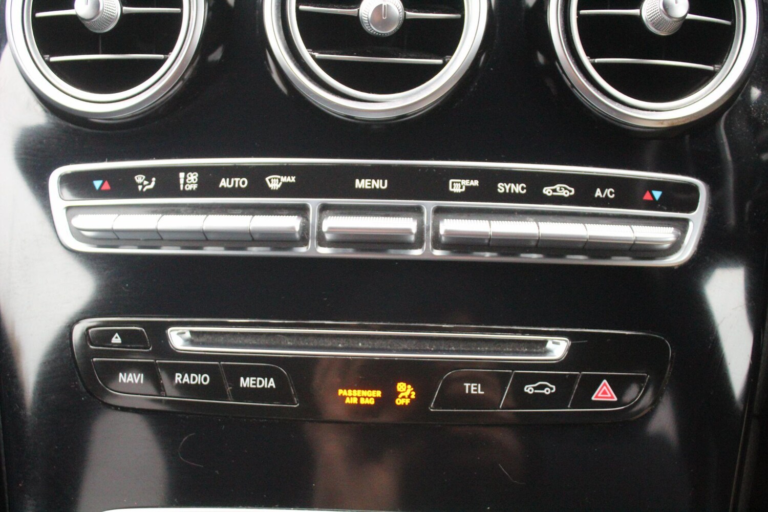 Used Mercedes-Benz GLC for sale - 77575318: Photo 25