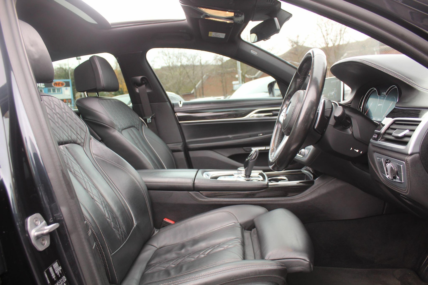 Used BMW 7 Series 2017 for sale - 76700992: Photo 31