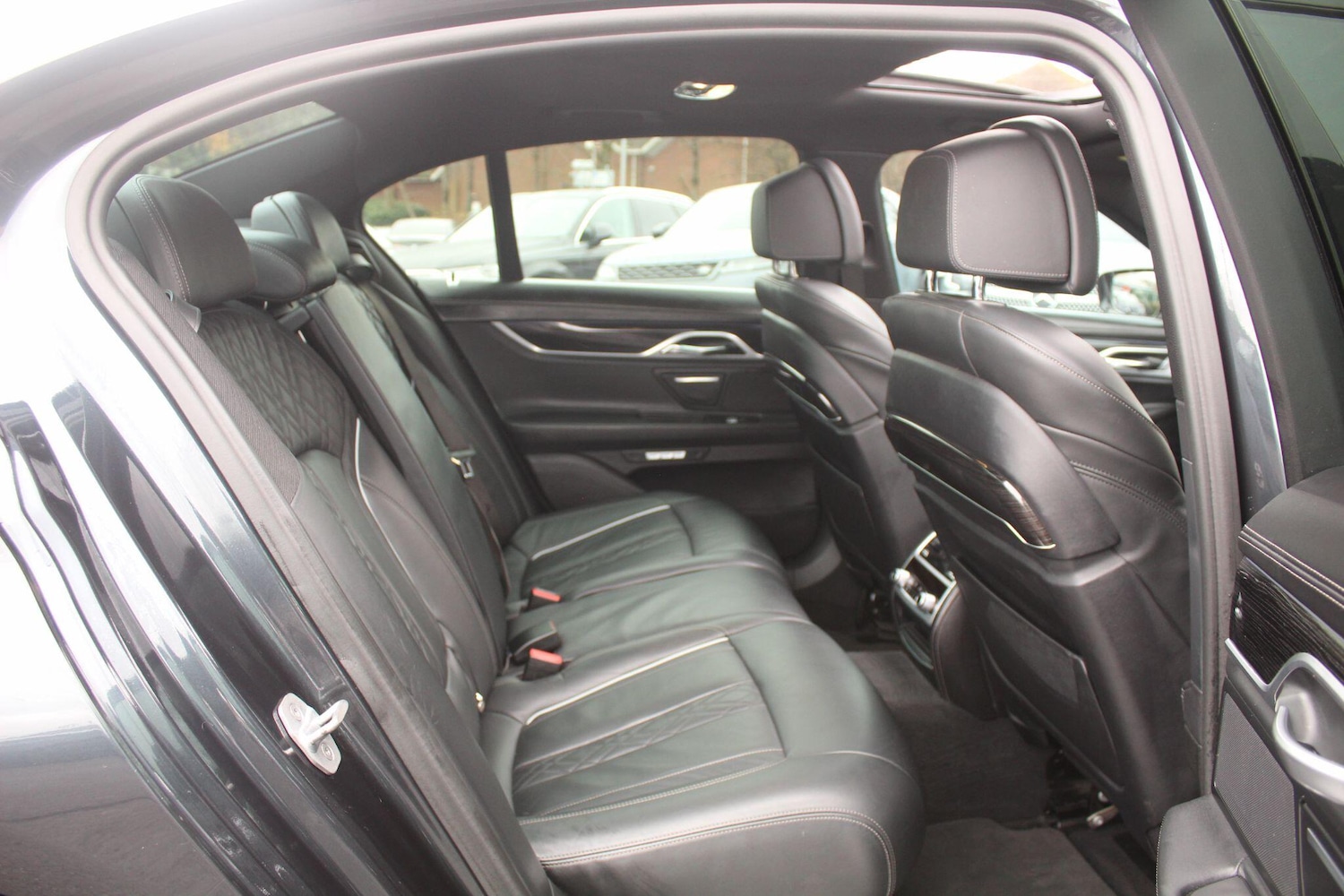 Used BMW 7 Series 2017 for sale - 76700992: Photo 32