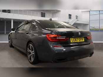 Used BMW 7 Series 2017 for sale - 76700992: Photo
