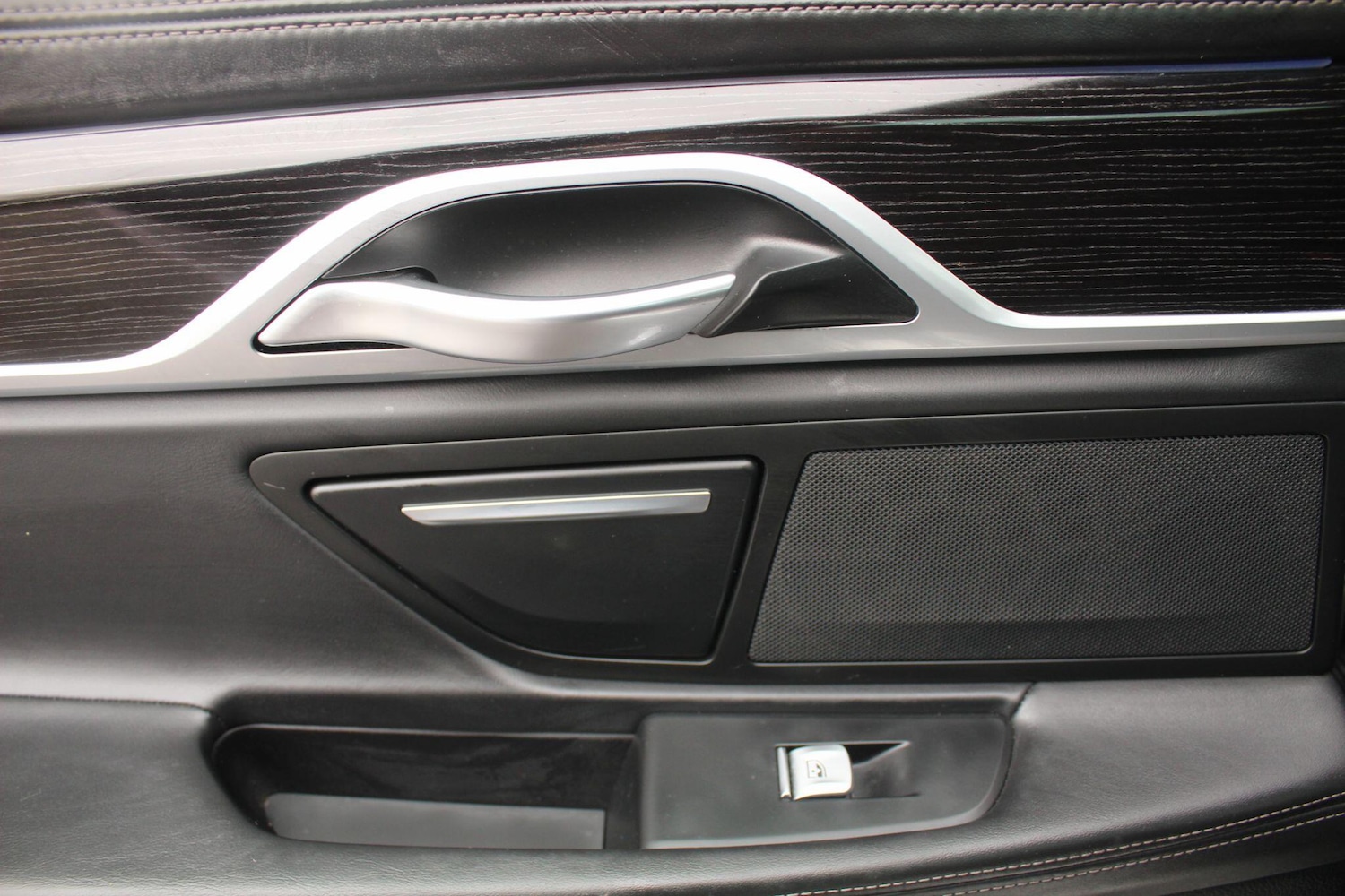 Used BMW 7 Series 2017 for sale - 76700992: Photo 43