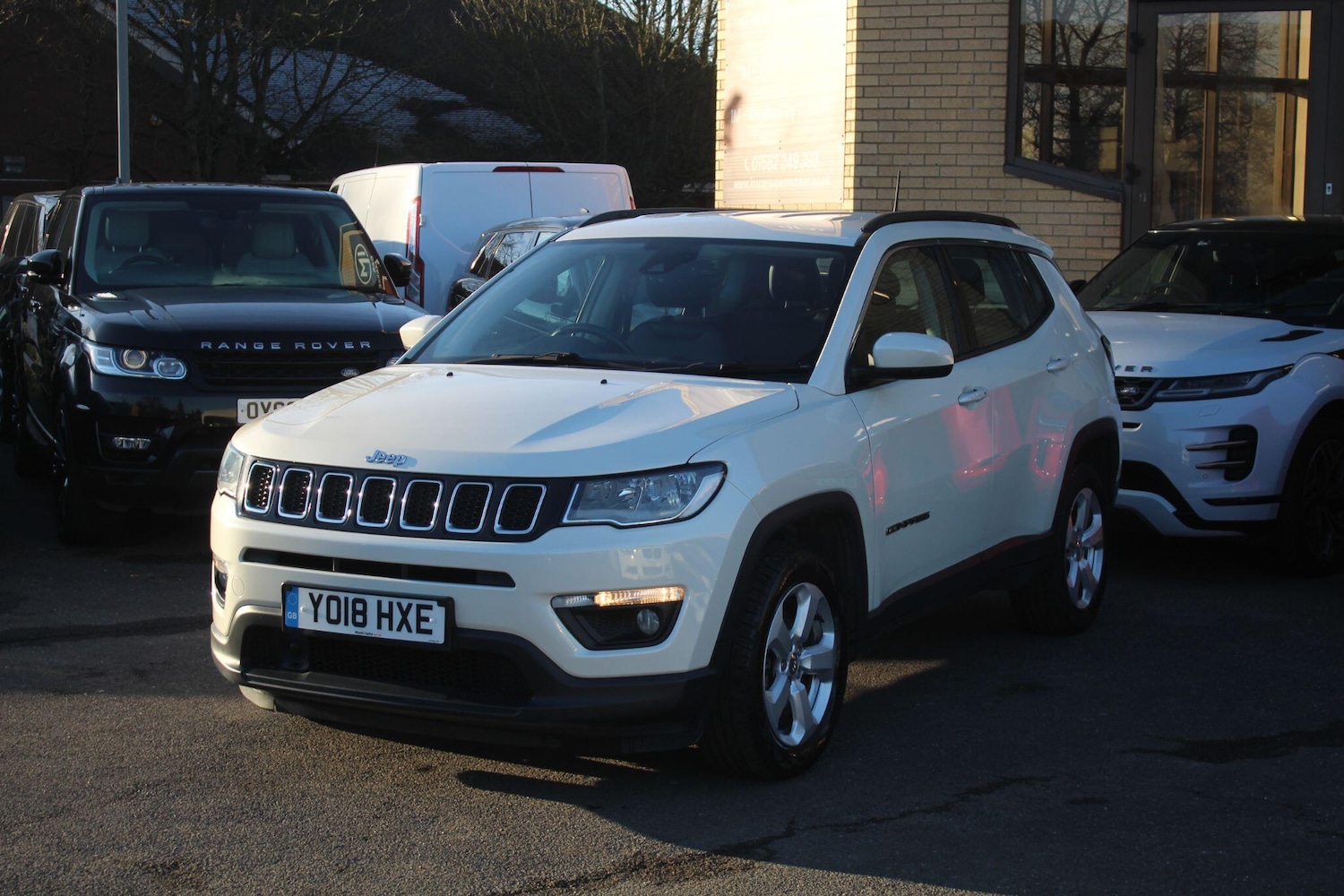 Used Jeep Compass 2018 for sale - 76632952: Photo 2