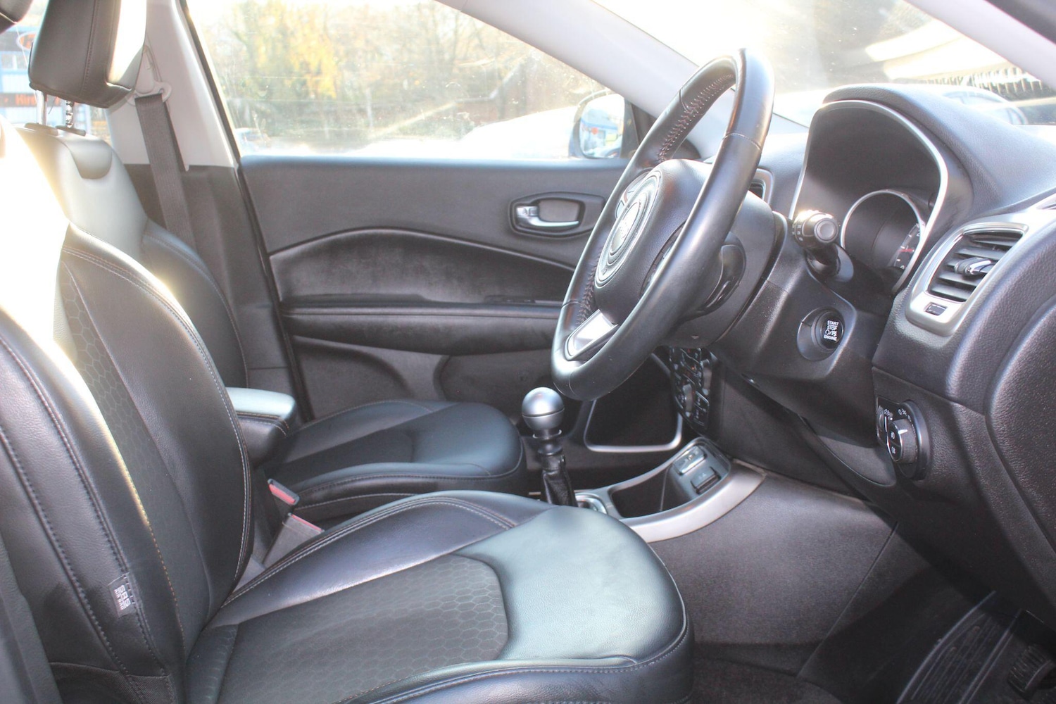 Used Jeep Compass 2018 for sale - 76632952: Photo 32