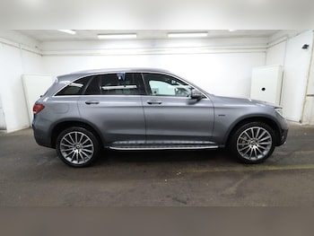Used Mercedes-Benz GLC 2021 for sale - 76585180: Photo