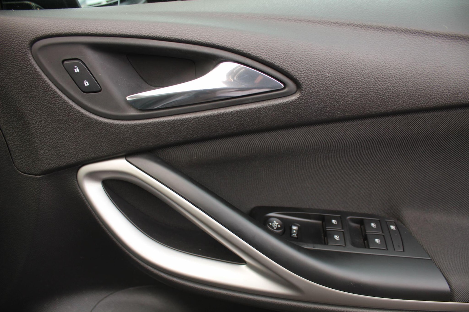 Used Vauxhall Astra 2017 for sale - 76976530: Photo 38