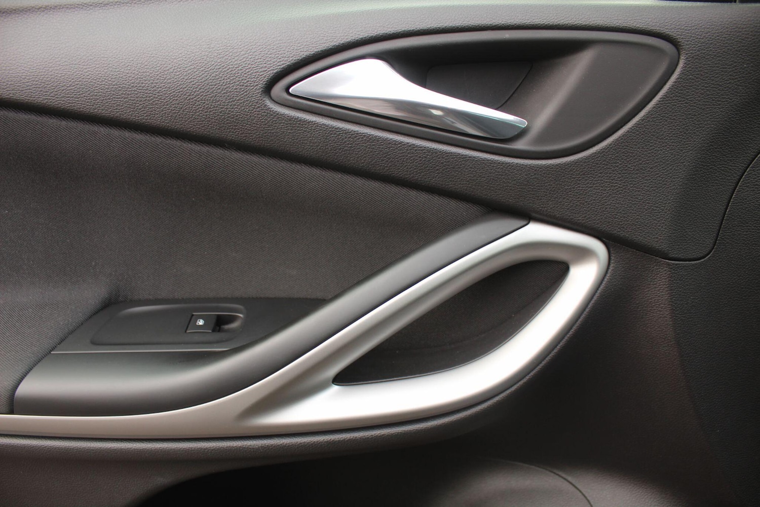 Used Vauxhall Astra 2017 for sale - 76976530: Photo 41