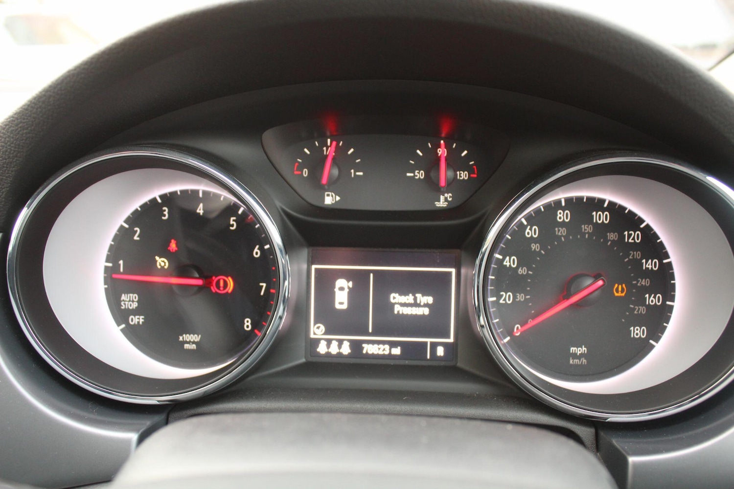 Used Vauxhall Astra 2017 for sale - 76976530: Photo 45