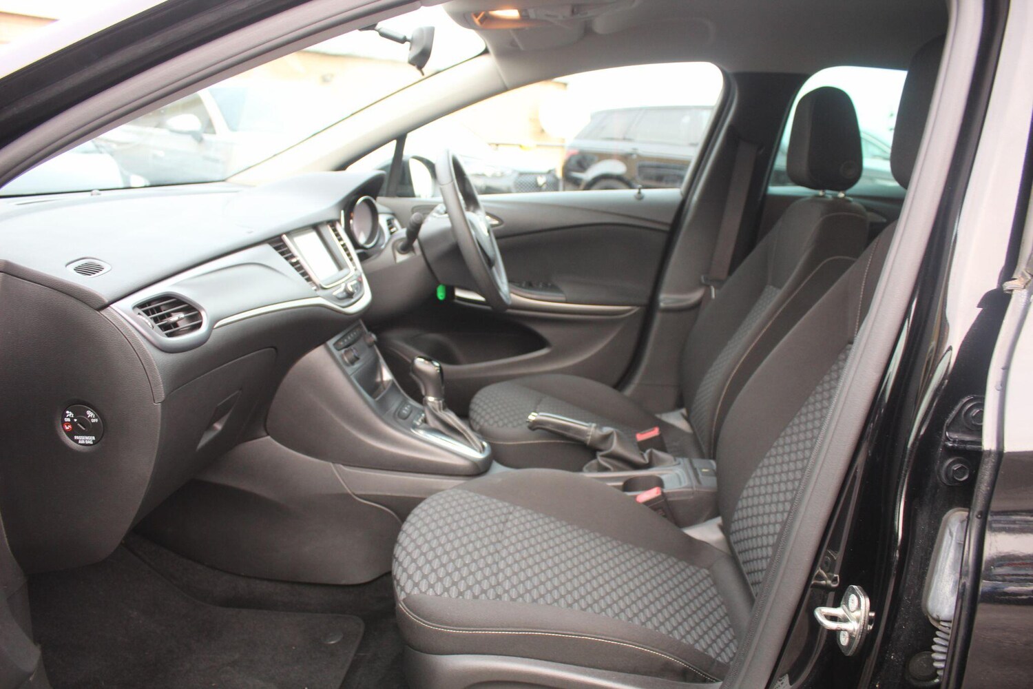 Used Vauxhall Astra 2017 for sale - 76976530: Photo 47