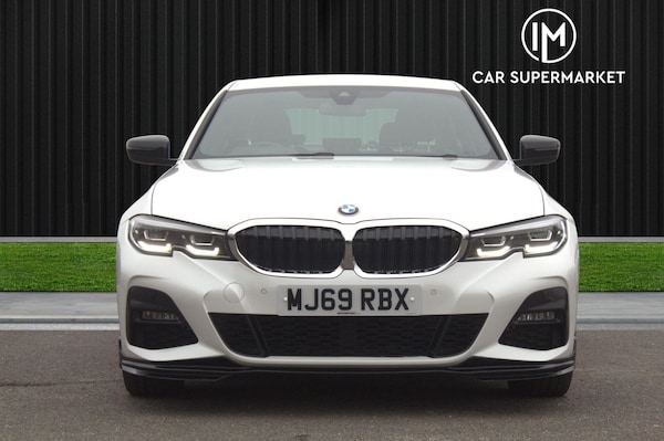 Used BMW 3 Series 2019 for sale - 76121475: Photo 2