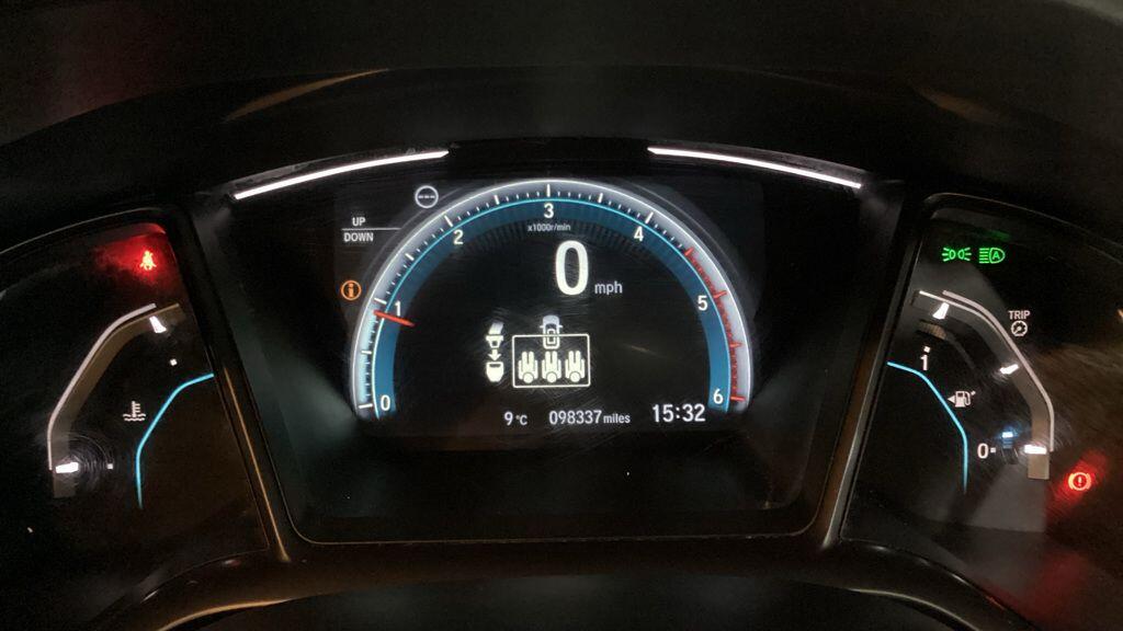 Used Honda Civic 2018 for sale - 76473311: Photo 10