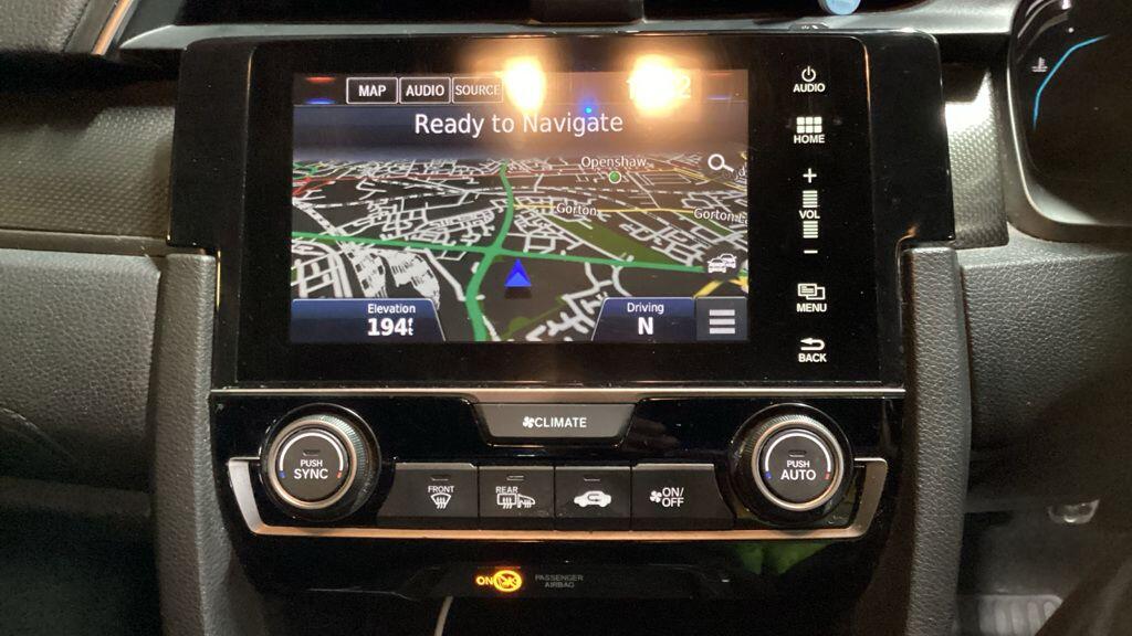 Used Honda Civic 2018 for sale - 76473311: Photo 9