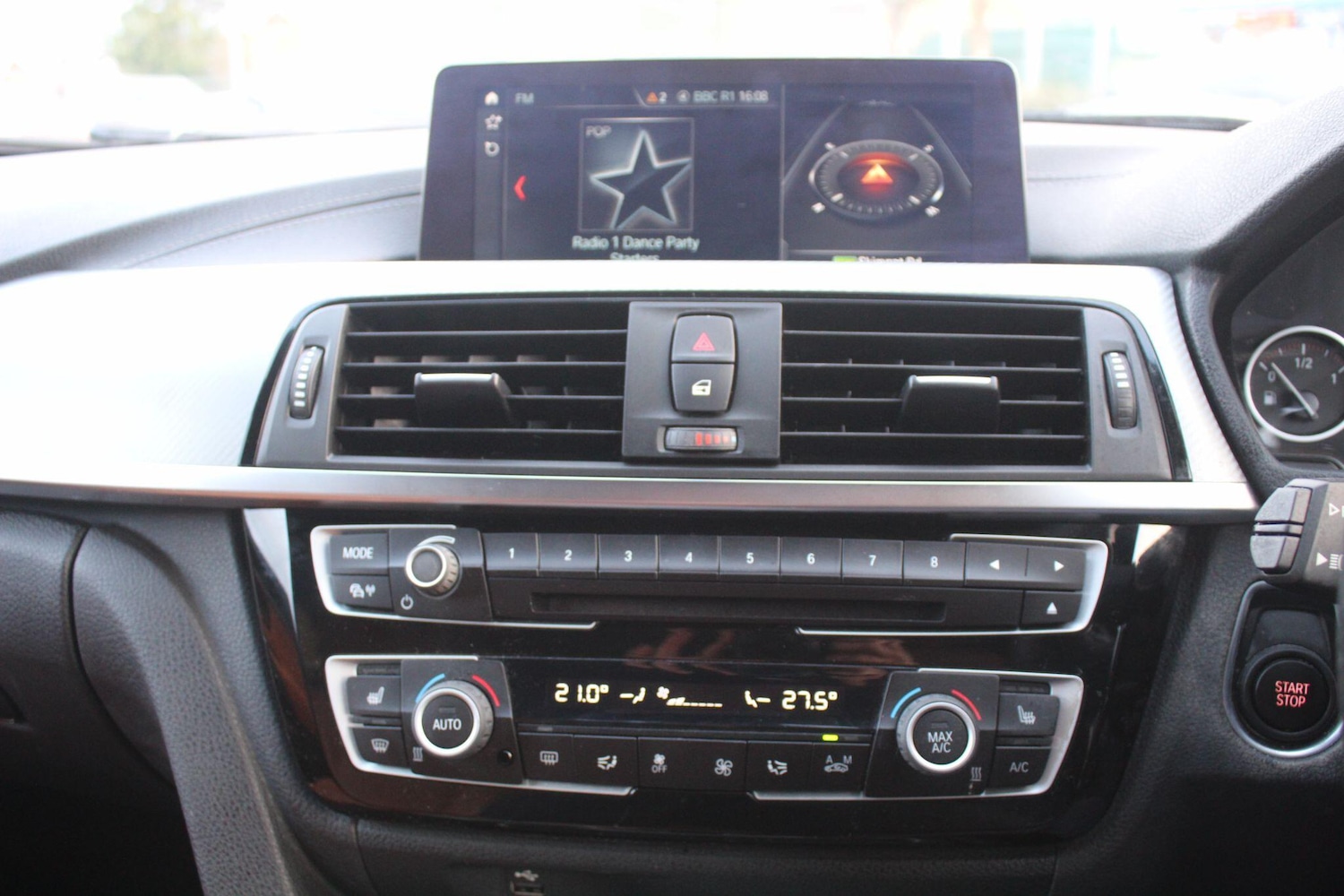 Used BMW 3 Series 2018 for sale - 76855655: Photo 42