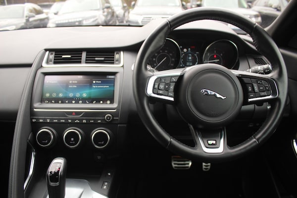 Used Jaguar E-Pace 2018 for sale - 76259758: Photo 16