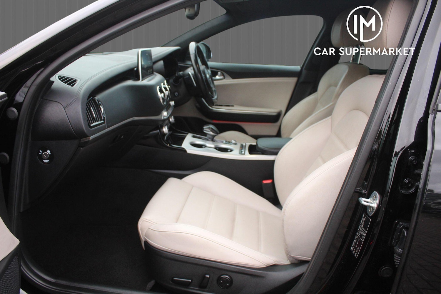 Used Kia Stinger 2019 for sale - 76473399: Photo 21