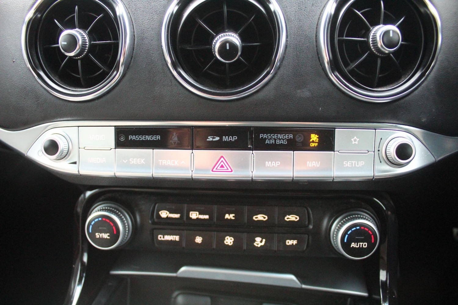 Used Kia Stinger 2019 for sale - 76473399: Photo 27