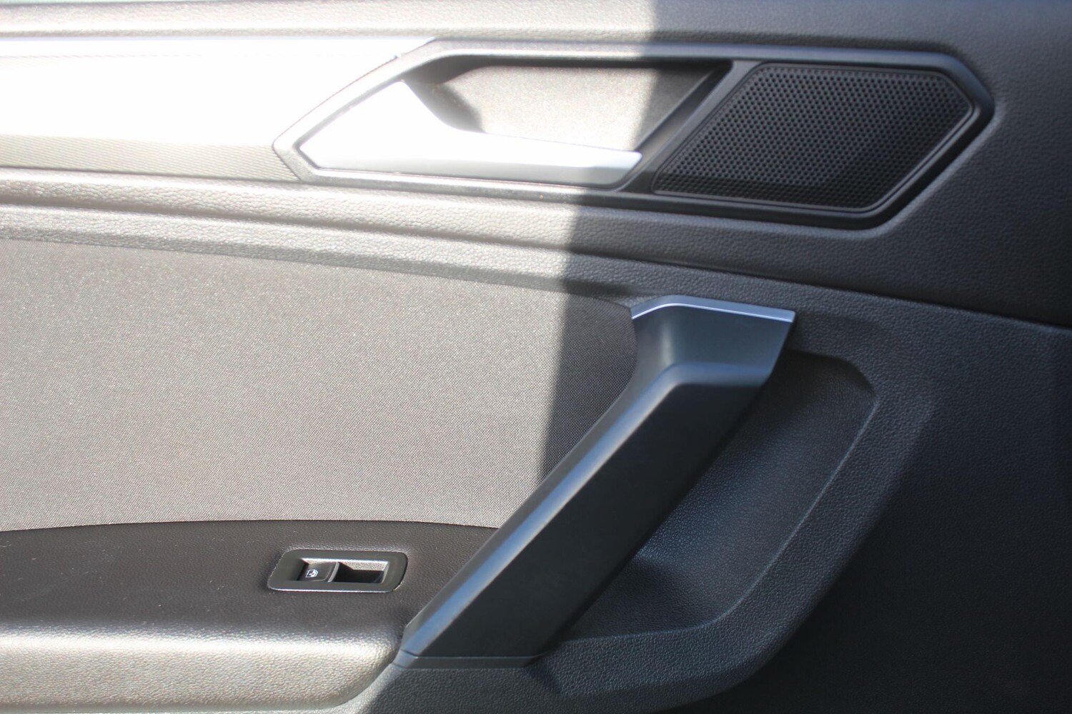 Used Volkswagen Tiguan 2020 for sale - 76666655: Photo 54