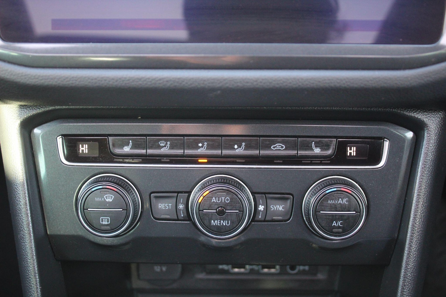 Used Volkswagen Tiguan 2020 for sale - 76666655: Photo 55