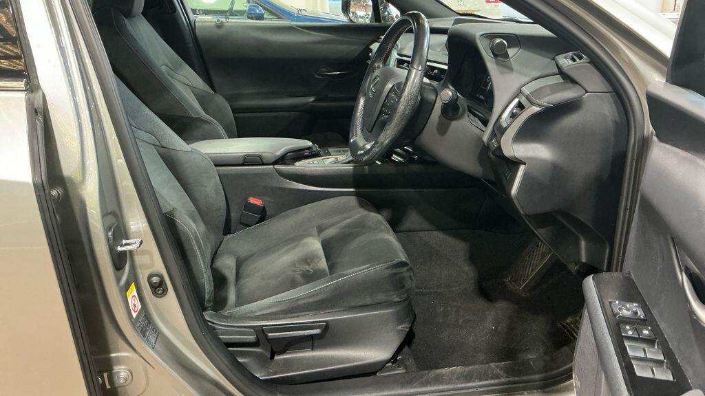 Used Lexus UX 2019 for sale - 77174436: Photo 9