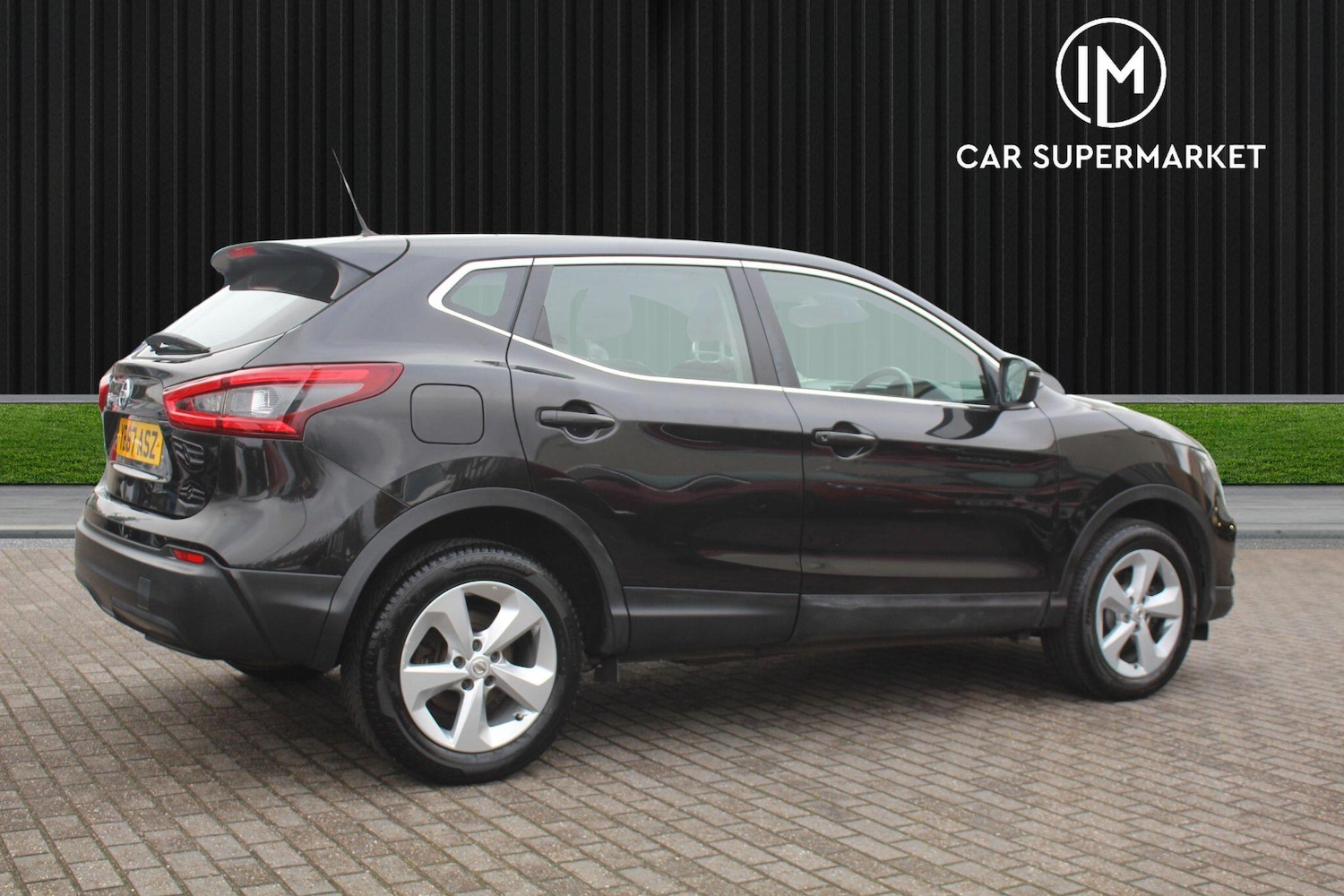 Used Nissan Qashqai 2017 for sale - 77352064: Photo 9