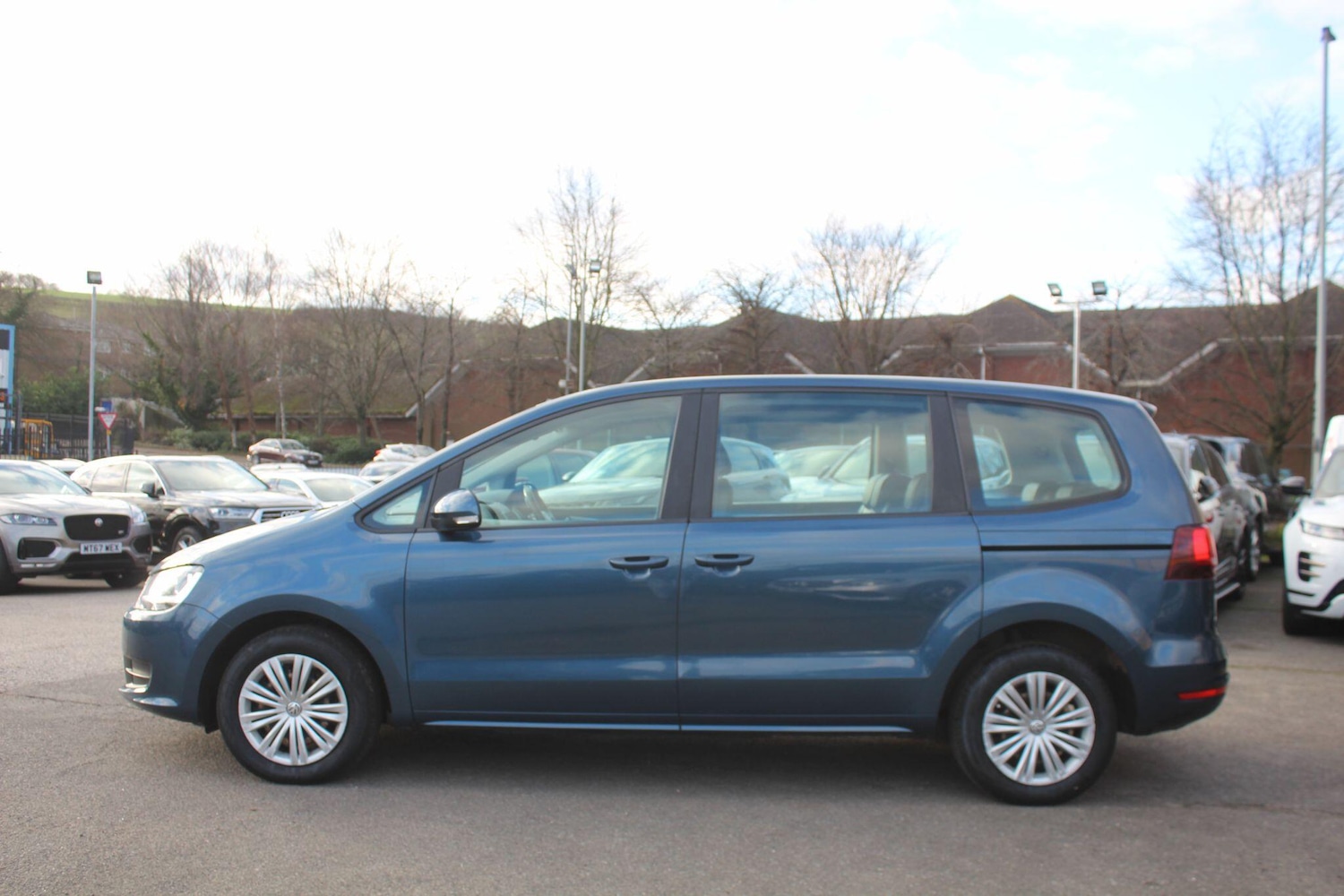 Used Volkswagen Sharan 2017 for sale - 77015809: Photo 12