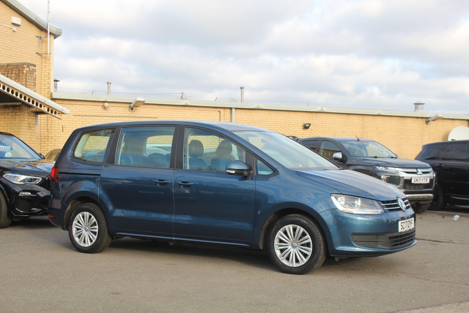 Used Volkswagen Sharan 2017 for sale - 77015809: Photo 15