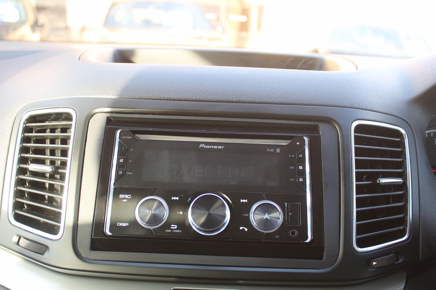 Used Volkswagen Sharan 2017 for sale - 77015809: Photo 36