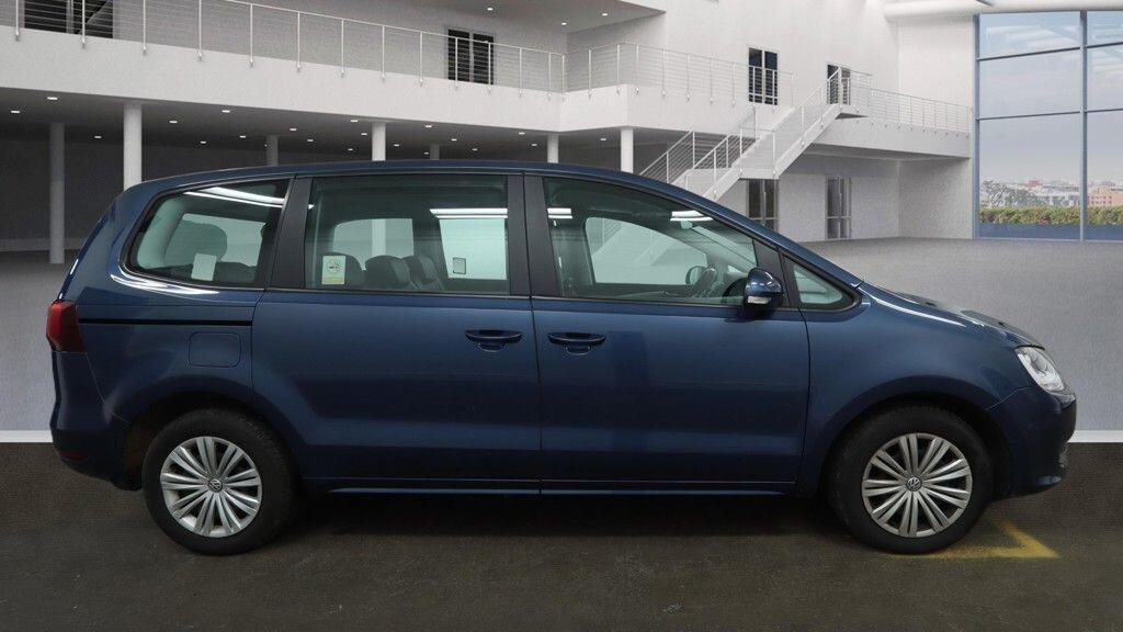 Used Volkswagen Sharan 2017 for sale - 77015809: Photo 5