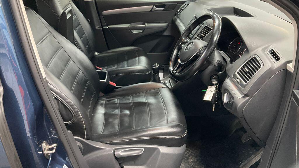 Used Volkswagen Sharan 2017 for sale - 77015809: Photo 9